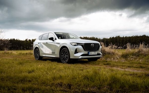 Quelle est la différence de performance entre un filtre à air sport et un filtre standard sur une Honda Civic Type R?